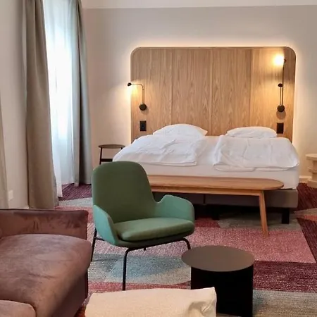 ホテル セント ジョセフ