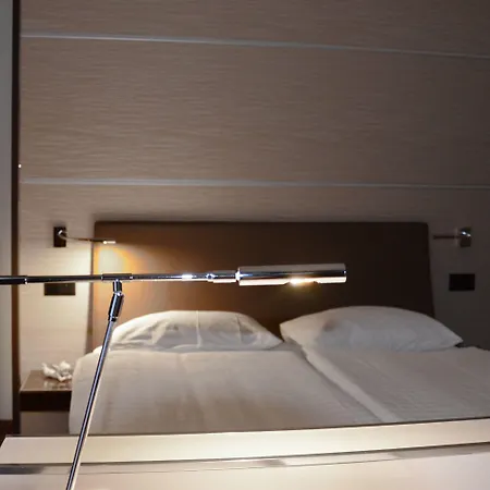 セント ジョセフ 3*