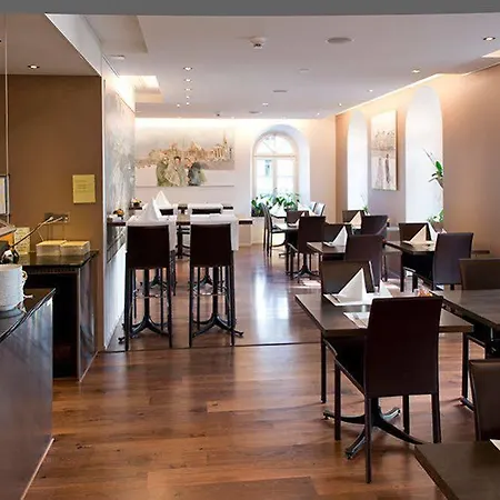 Hotel St. Josef 3*