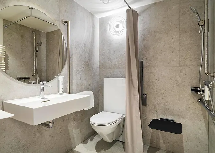 セント ジョセフ 3*