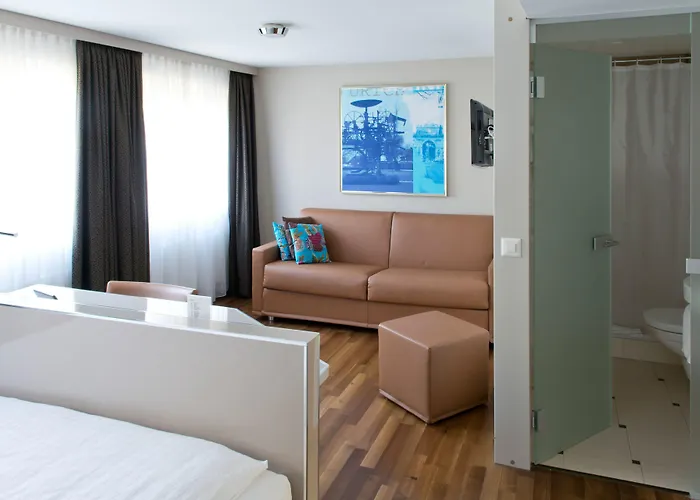 セント ジョセフ 3*