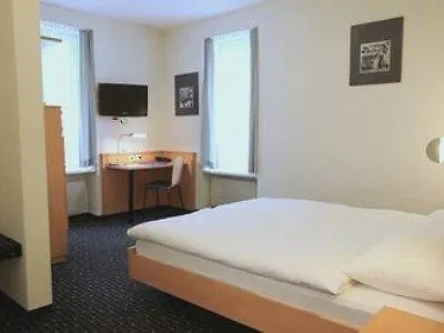 فندق سان جوزيف 3*